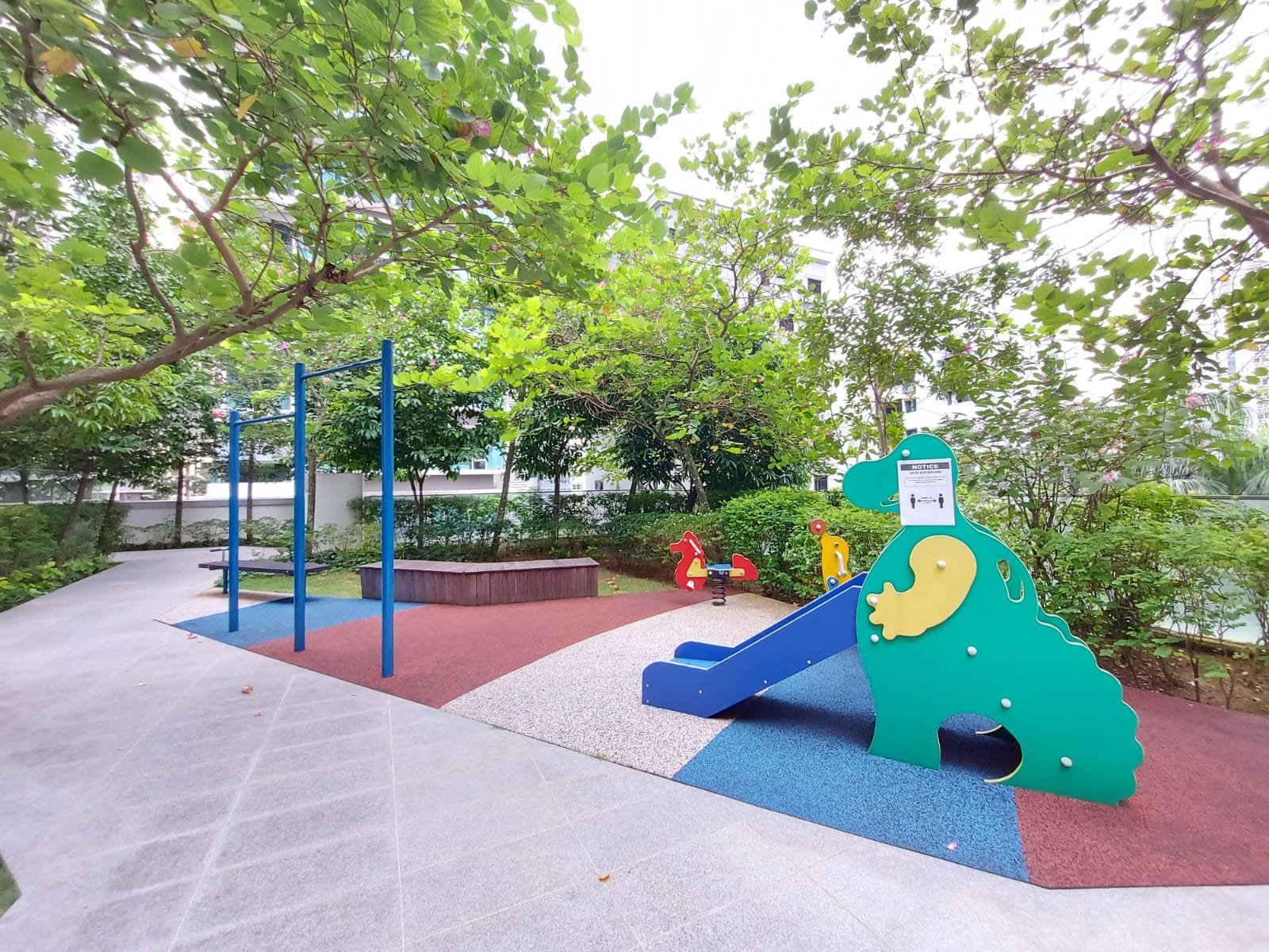 26 Newton - Playground (5th floor)